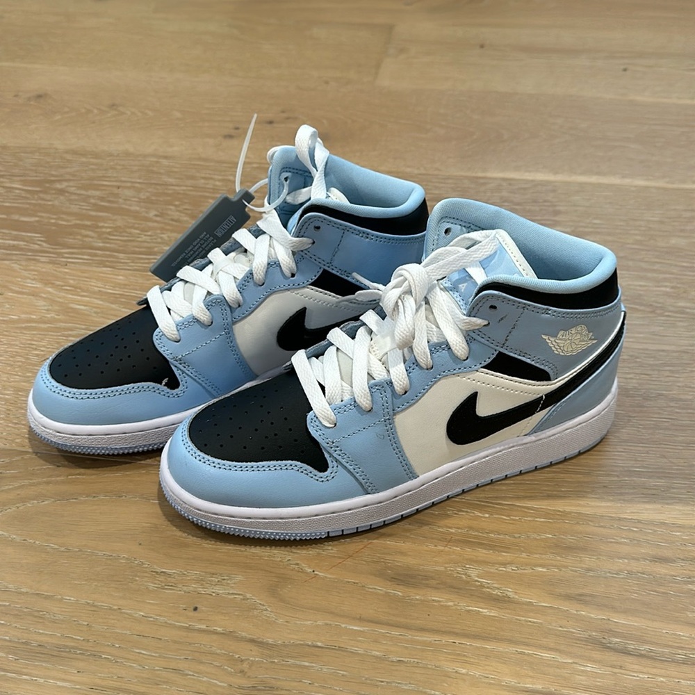 Brand New youth Air Jordans size 5